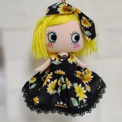 ハッピードール　イルメール　イーマリーちゃん　ひまわり柄のワンピースのサムネイル