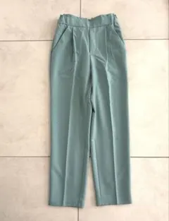 美品 reca レカ センタープレス テーパードパンツ スラックス Mサイズ