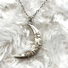 DD: Sterling Silver Artemis Moon Pendant - メルカリ
