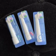 Oral-B 替えブラシ ホワイトニングブラシ3本セットのサムネイル