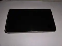 Nintendo DSi LL 本体