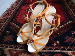 シャルロット オリンピア　Charlotte Olympia　ハイヒールのサムネイル