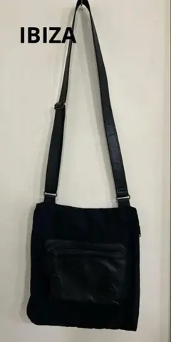 イビサ　黒のナイロンレザーショルダーバッグ