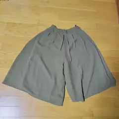 オリーブグリーン ガウチョパンツ Mサイズ ポリエステル100%