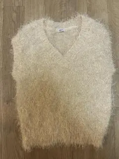 しまむら　シャギーニットベスト　アイボリー