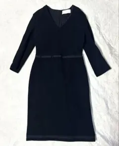 ✨希少✨ヒューゴ　ボス HUGO BOSS Vネックワンピース 40 黒
