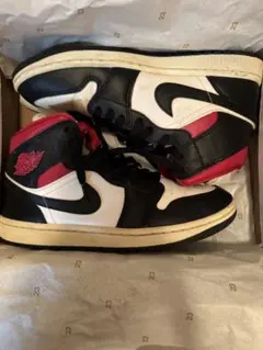 Nike Air Jordan 1 ブラック/ホワイト/レッド