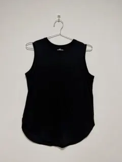 UNIQLO ブラック ノースリーブ Tシャツ M