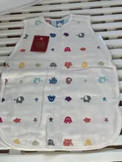 新品　カラフル動物柄 ベビースリーパー 0-2歳用