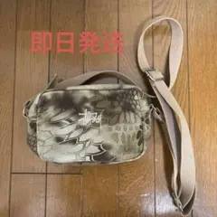 Stussy ヘビ柄 ショルダーバッグのサムネイル