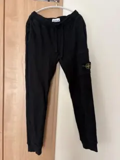 S様専用　STONE ISLAND スウェットパンツ ブラックのサムネイル