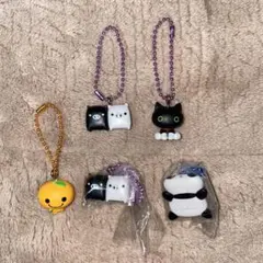 サンエックス チャーム みかんぼうやモノクロブー2個たれぱんだ靴下にゃんこ