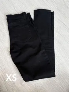 ブラック スキニーパンツ Sサイズ　新品
