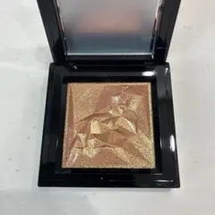 shu uemura シュウウエムラ　クラッシュドジェム　ペリドットゲイズ