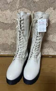 最終値下げ！ホワイト レースアップ 厚底ブーツ