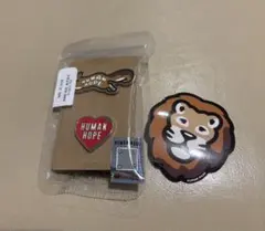 HUMANMADE HUMANHOPE ピンバッジ　ピンズ　赤