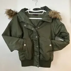 LoveToxic キッズフード付きオリーブグリーンジャケット