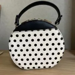 ドット柄ラウンドハンドバッグ