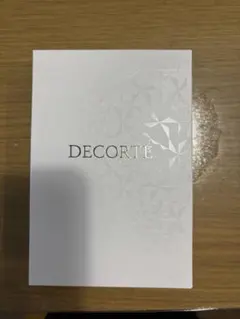 コスメデコルテ　バスエッセンスのサムネイル