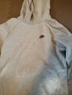 Nike グレー フード付きパーカー