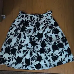 フレアスカート ホワイト・ブラック 13号