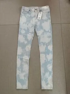 【新品タグ付】ユニクロ WOMEN ウルトラストレッチ ジーンズ　ウエスト27