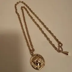 ゴールド メダル型ペンダント ネックレス　SLY throw