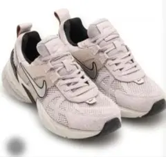 NIKE V2K RUN スニーカー　ピンク