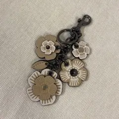 フラワーモチーフ キーホルダー　キーリング