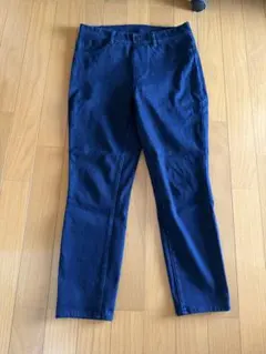ユニクロ　ストレッチスキニーパンツ W68cm L76cm