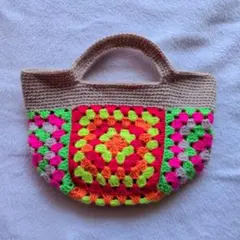 グラニースクエアバッグ　かぎ針編み　ハンドメイド