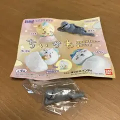 ちいかわ 鎧さん　ガシャポン