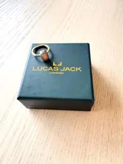 Item thumbnail for item 185384de-0f8b-4c39-b9d8-44286888bd73