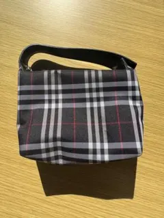 バーバリーミニバッグ アクセサリーポーチ ナイロン ブラックノバチェック