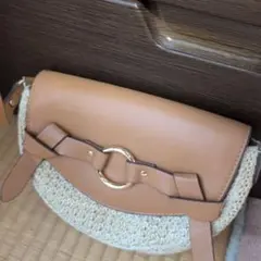 ブラウン円形ショルダーバッグ小さいバッグ