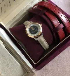 ジュエリーウォッチ