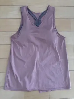 ヨガウェア　ピンクバックオープンタンクトップ
