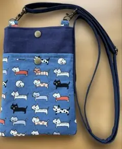 ハンドメイド　スマホショルダーバッグ　ネコ柄