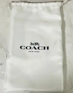 《新品》COACH⭐️小物入れ 巾着袋⭐️ギフトボックス⭐️ショッパー付き