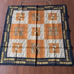 Fendi 大判ハンカチ オレンジ ブラウン