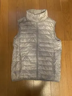 UNIQLO シルバー ダウンベスト S 値下げ
