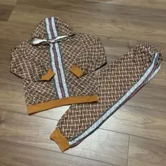 ブラウン 幾何学模様 セットアップ　150