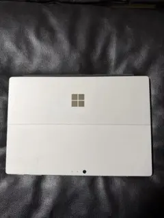 Microsoft Surface Pro 5シルバー キーボードカバー付き