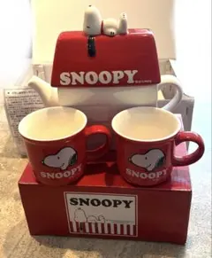スヌーピー　ハウス型ポット＆マグ２pＰ