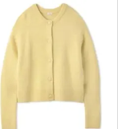 【ミラオーウェン】ニットカーディガン　クルーネック　ふわふわ　くるみボタン　黄色
