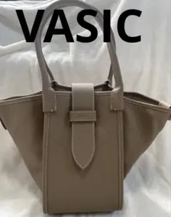 VASIC ヴァジック　PORT ベージュ　グレージュ VASICの大人気バッグ「PORT」の新作をチェック！｜＠BAILA（バイラ）