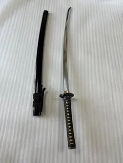 Item thumbnail for item fe40c3dd-60b3-4a1c-a966-0529bbe1761b