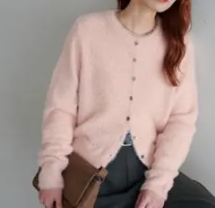 フェザーヤーンクルーカーディガン【DISCOAT 】フリーサイズ【新品未使用品】