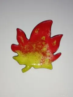 七宝焼 帯留め 又はブローチ紅葉