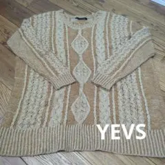 YEYS ベージュ ケーブルニットセーター